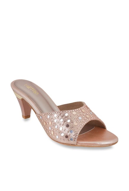 metro sandals price