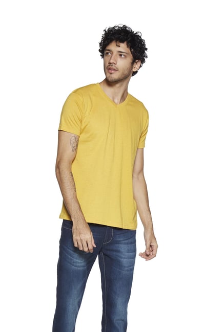Buy Zudio Mustard V-neck T-Shirt Online 