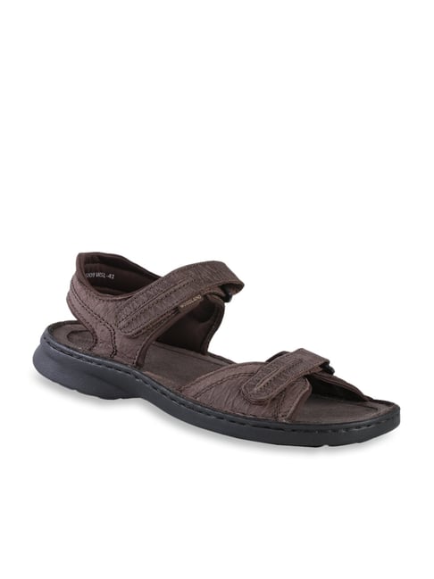 tata cliq woodland sandals