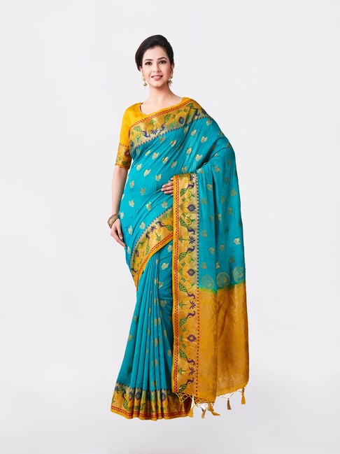 Pearl White Designer Printed Silk Saree with Contrast Blouse & Pallu –  Ethnos