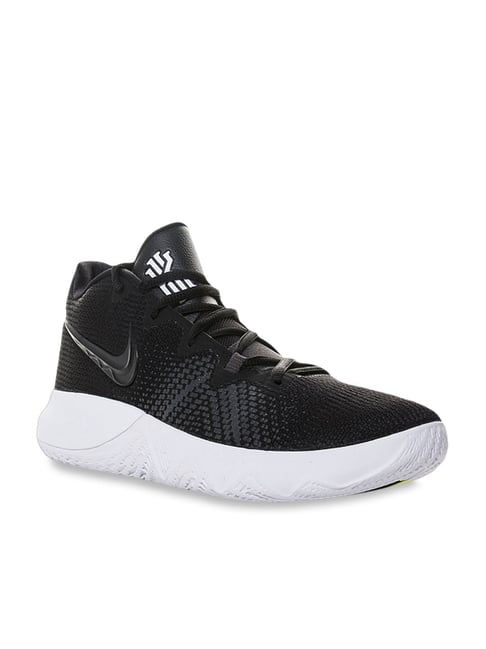 kyrie basketball shoes india