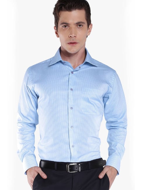 sky blue shirt with jeans