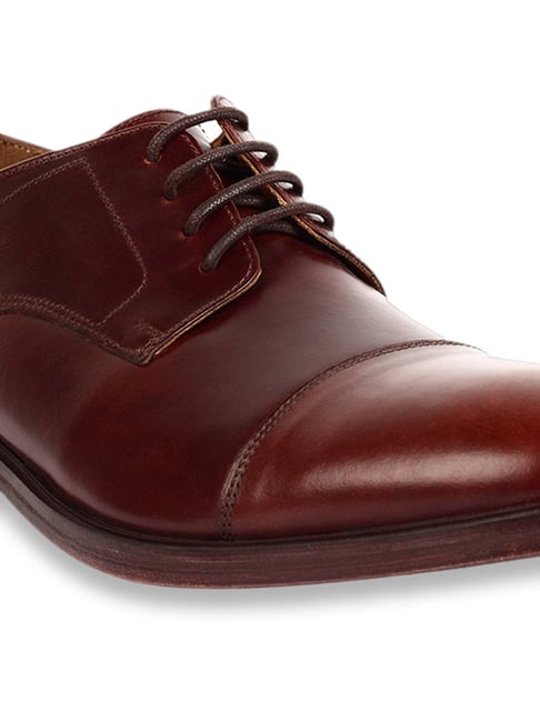 clarks derby shoes