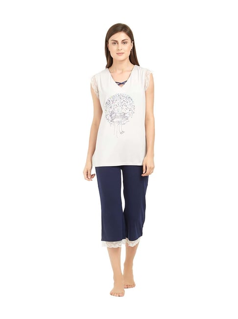 Soie Grey & Navy Cotton Printed Capri Set