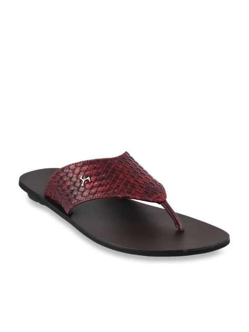 Mochi Maroon Thong Sandals from Mochi 