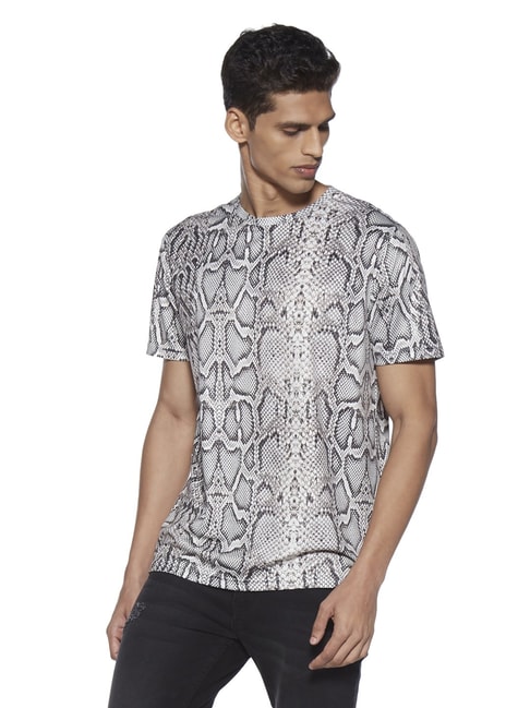 Buy Nuon by Westside Beige Snakeskin Print Slim Fit T-Shirt for Men ...