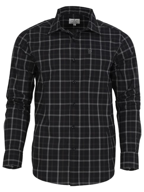 woodland black shirt