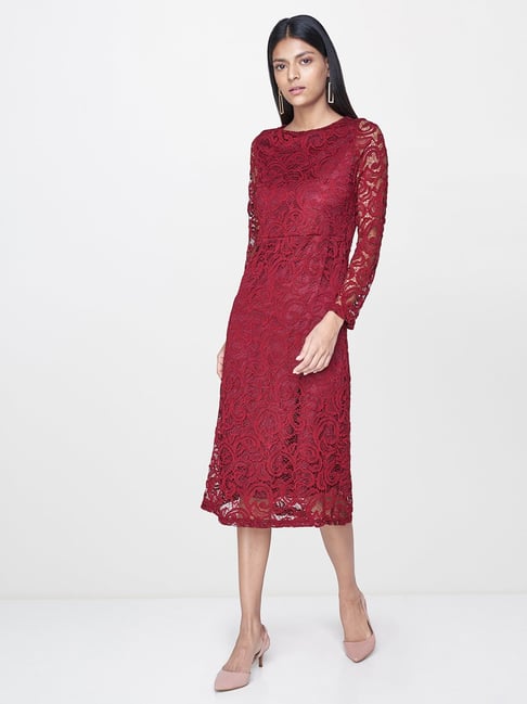 lace sheath