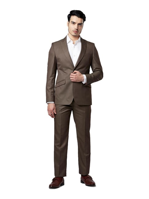 raymond brown suit