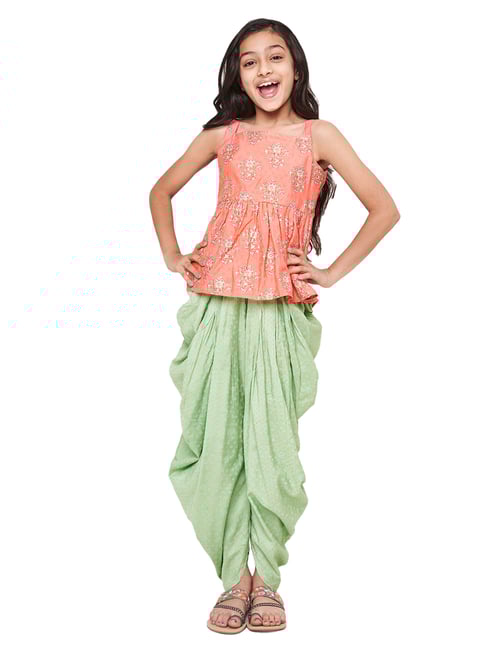 global desi dhoti saree green