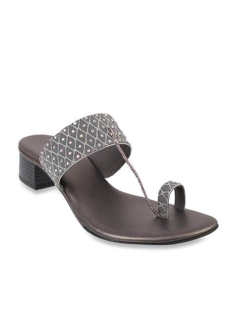 Mochi Gun Metal Toe Ring Sandals