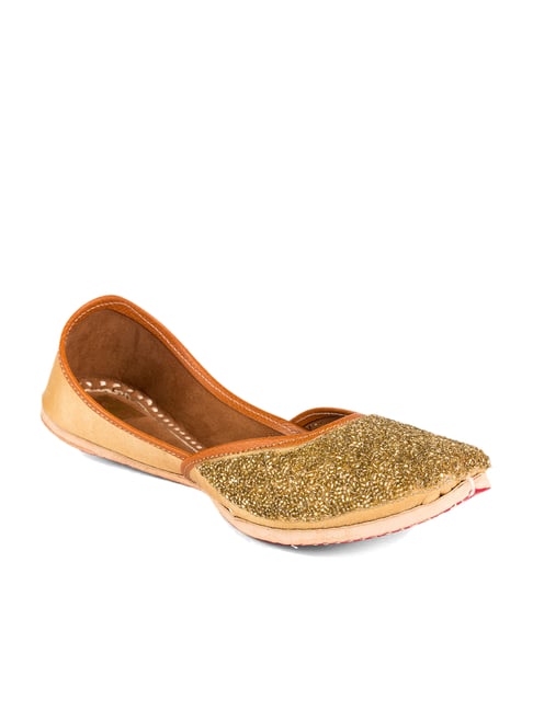 B&C Golden Ethnic Juttis