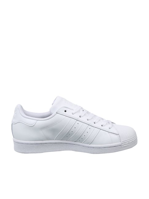 adidas Originals Stan Smith sneakers in triple white | ASOS
