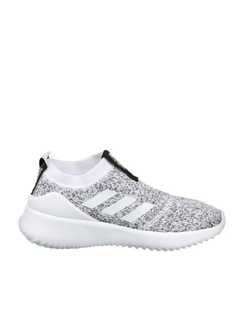 Women's hot sale ultimafusion sneaker