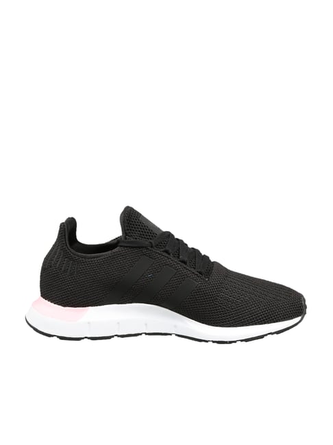 Swift run outlet black white pink