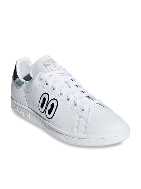 Update more than 206 stan smith white sneakers
