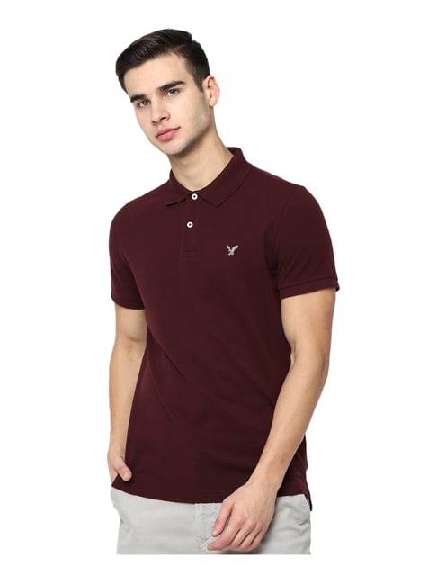 maroon polo shirt outfit