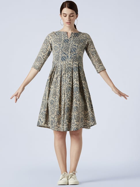 Buy Okhai Bird Spirit Grey & Blue Pure Cotton Printed A-Line Dress for Women Online @ Tata CLiQ Buy Okhai Bird Spirit Grey & Blue Pure Cotton Printed A-Line Dress for Women Online @ Tata CLiQ