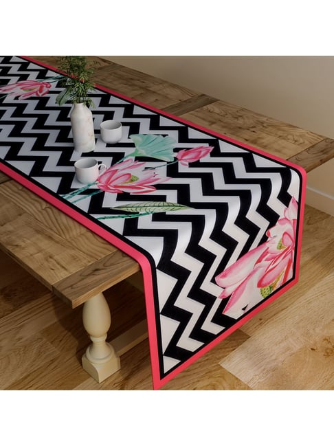 SEJ by Nisha Gupta Black & White Table Runner - Set of 1