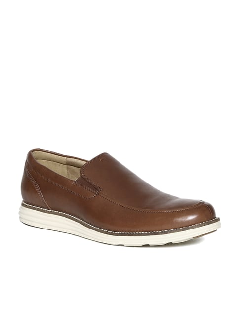 Buy Cole Haan Originalgrand Venetian Lux Tan Loafers for Men at - Main Image