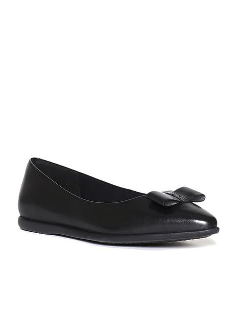 Cole haan zerogrand deals bow skimmer flat