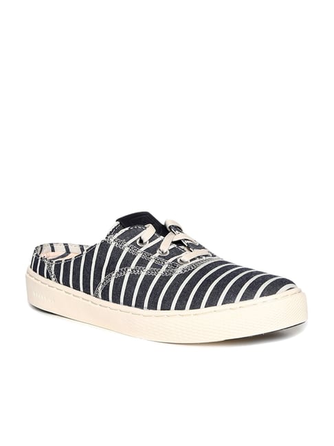 Cole haan best sale grandpro deck sneaker