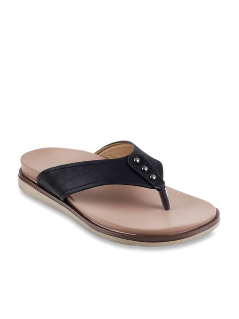 Mochi black best sale thong sandals