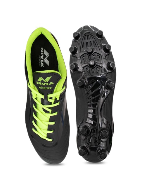 nivia airstrike football shoes