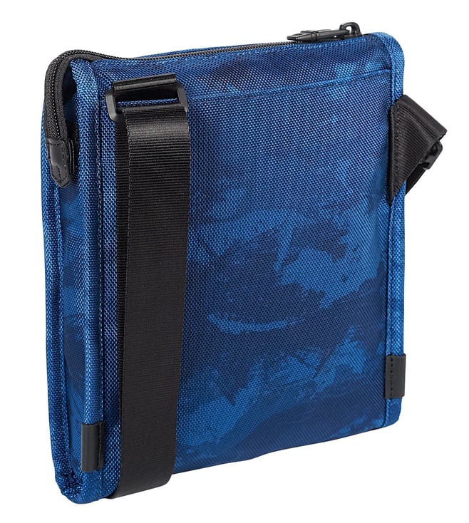tumi messenger alpha 2