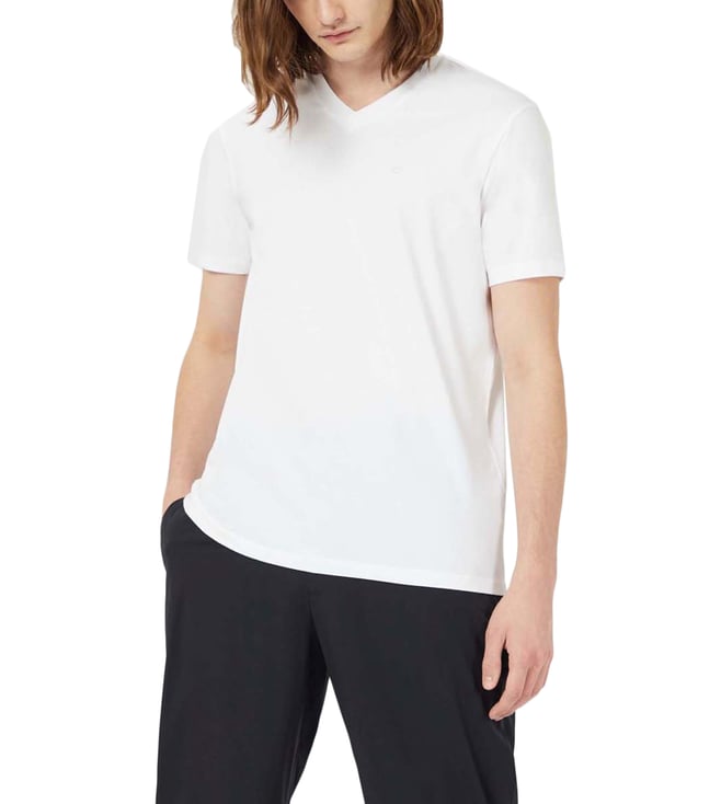 Buy Emporio Armani White Slim Fit Travel Essentials Men T-Shirt for Men  Online @ Tata CLiQ Luxury