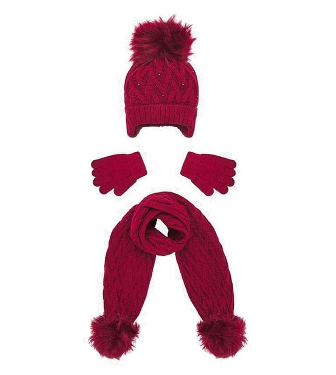 maroon hat and gloves