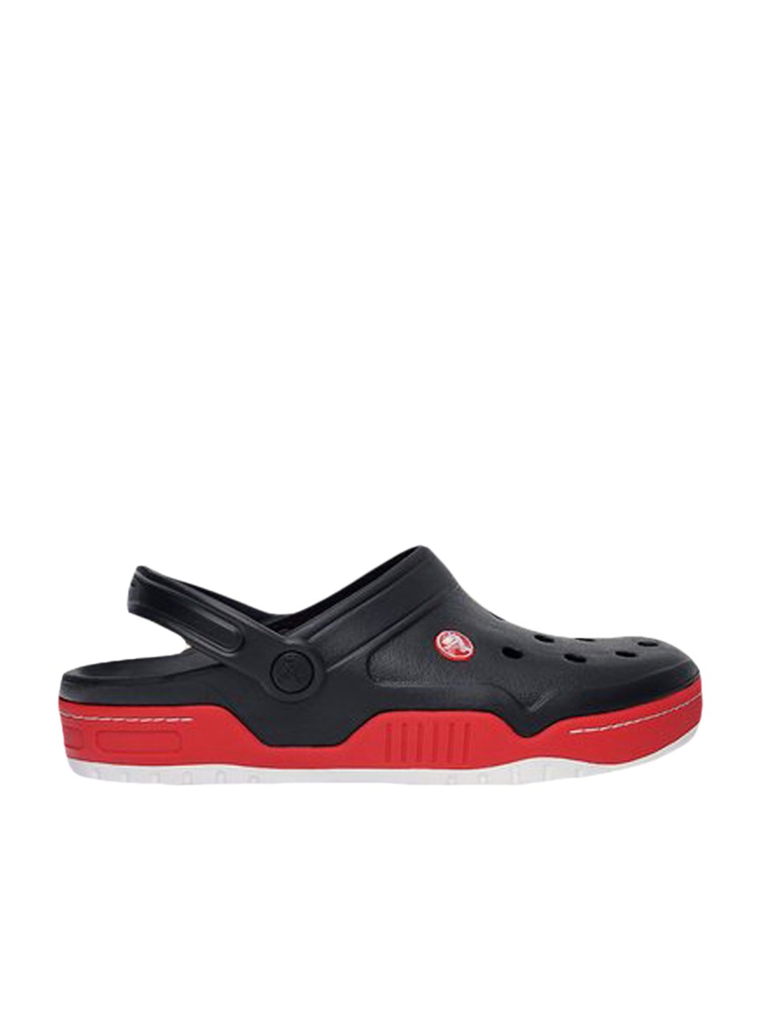 Crocs front 2024 court