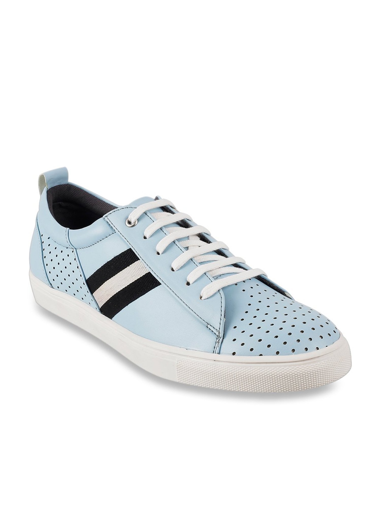 tata cliq sneakers