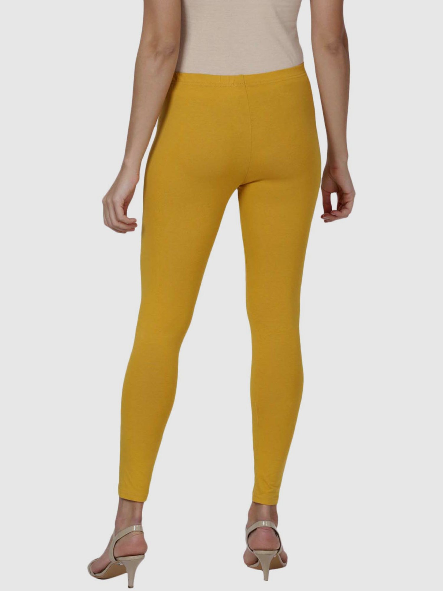 Buy online Green Cotton Leggings from Capris & Leggings for Women by Soch  for ₹799 at 61% off | 2024 Limeroad.com