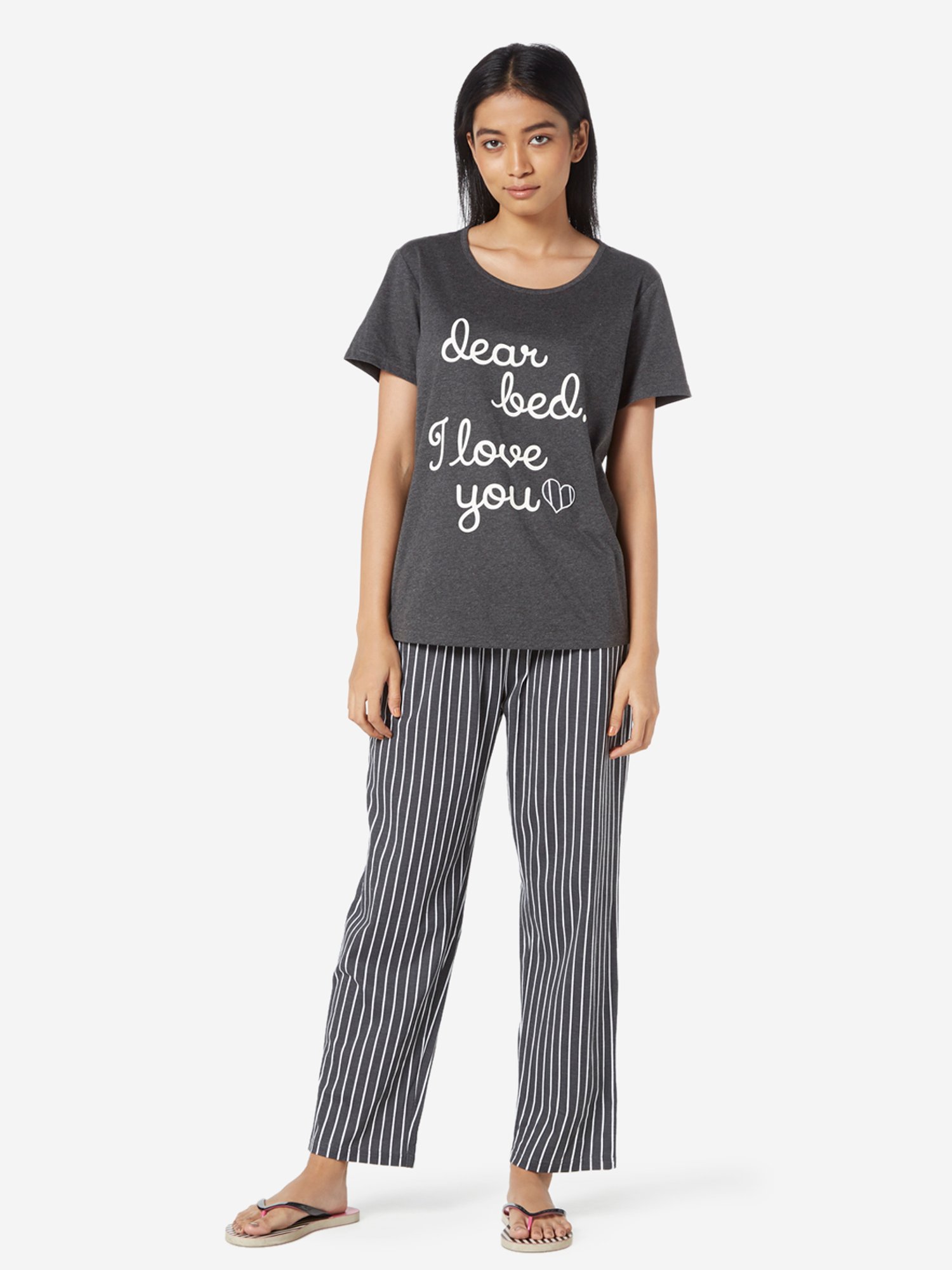 Wunderlove Violet Typographic Printed T-Shirt & Checked Pyjamas Set