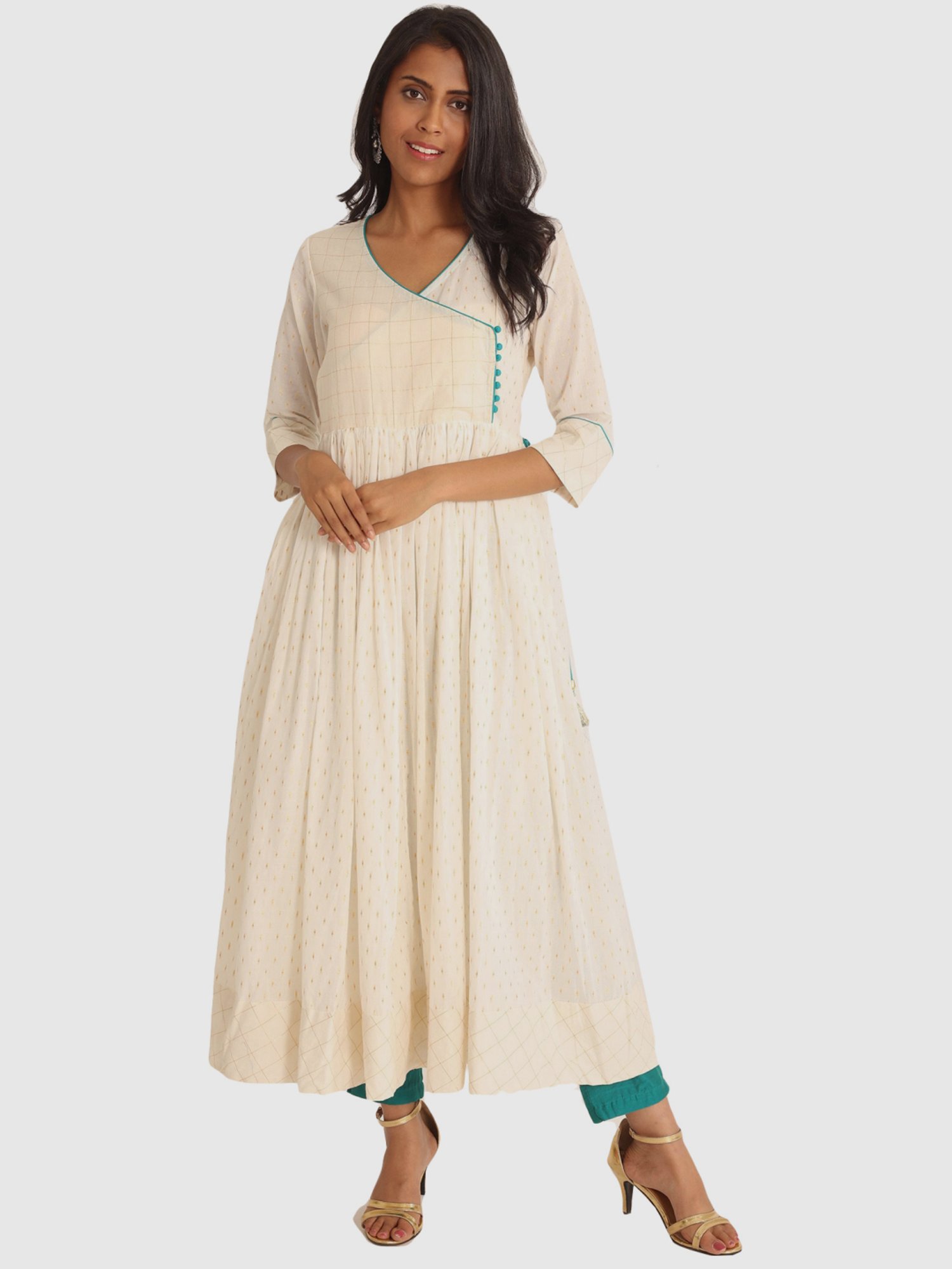 Buy online Sky Blue Cotton Embroidered Straight Kurta from Kurta Kurtis for  Women by Tanvi for ₹320 at 71% off | 2024 Limeroad.com