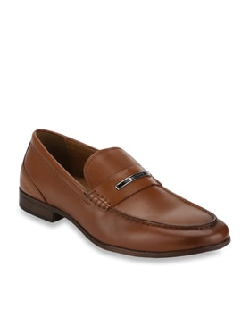 Men Tan Solid Formal Loafers – ShoeTree, 45% OFF