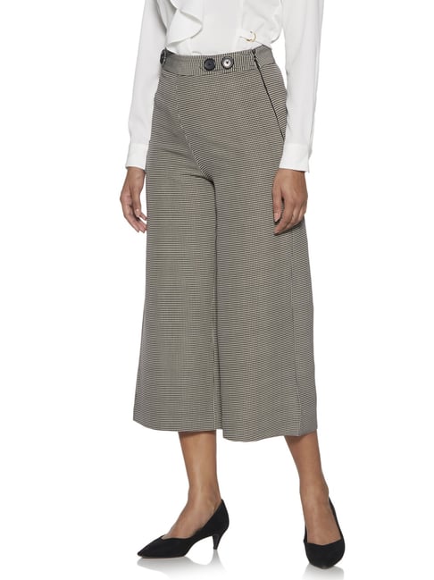 Wardrobe by Westside Black and White Wide-Leg Culottes