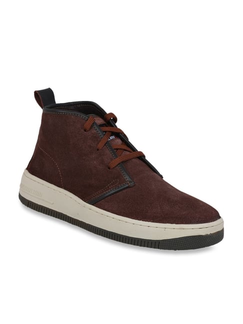 Dark best sale brown chukka