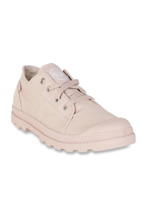 tata cliq sneakers