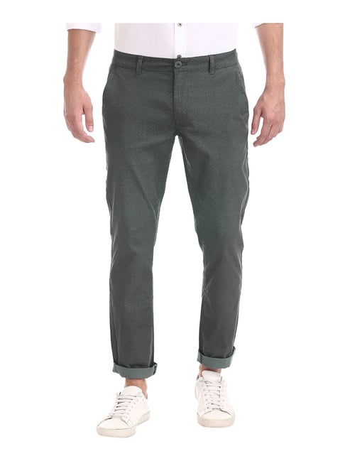 Buy RUGGERS Solid Cotton Slim Fit Men's Casual Trousers | Shoppers Stop