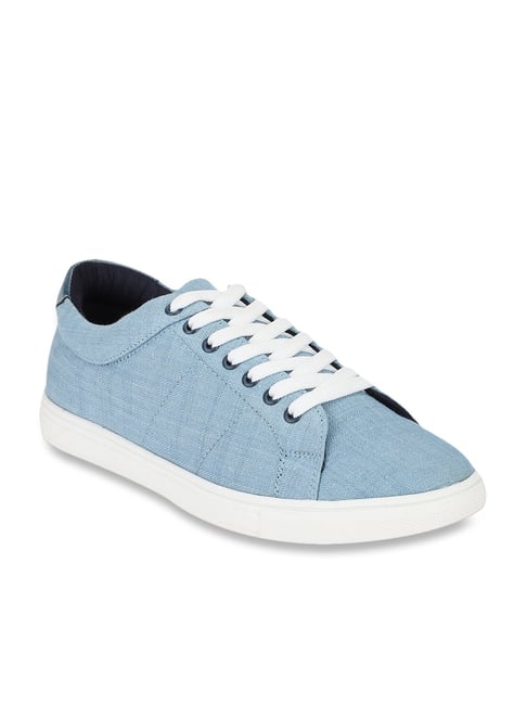 tata cliq sneakers