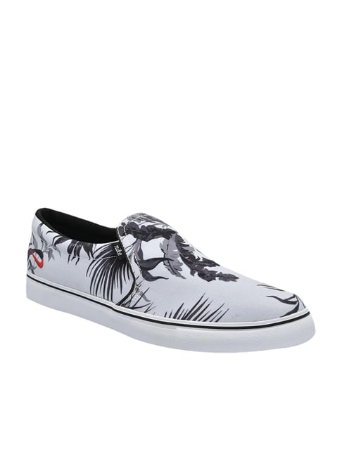 nike plimsolls