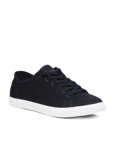 north star black shoes