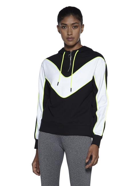 studiofit t shirt for womens