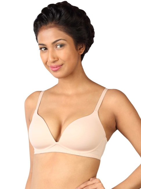 Triumph T-Shirt Bra 77 Invisible Padded Wireless Multioptional Straps Everyday Bra Price in India