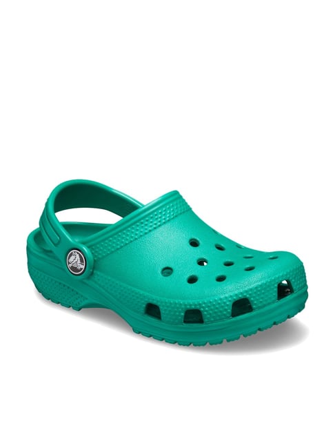 boys green crocs