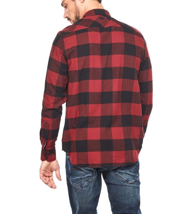 black and red g star shirt