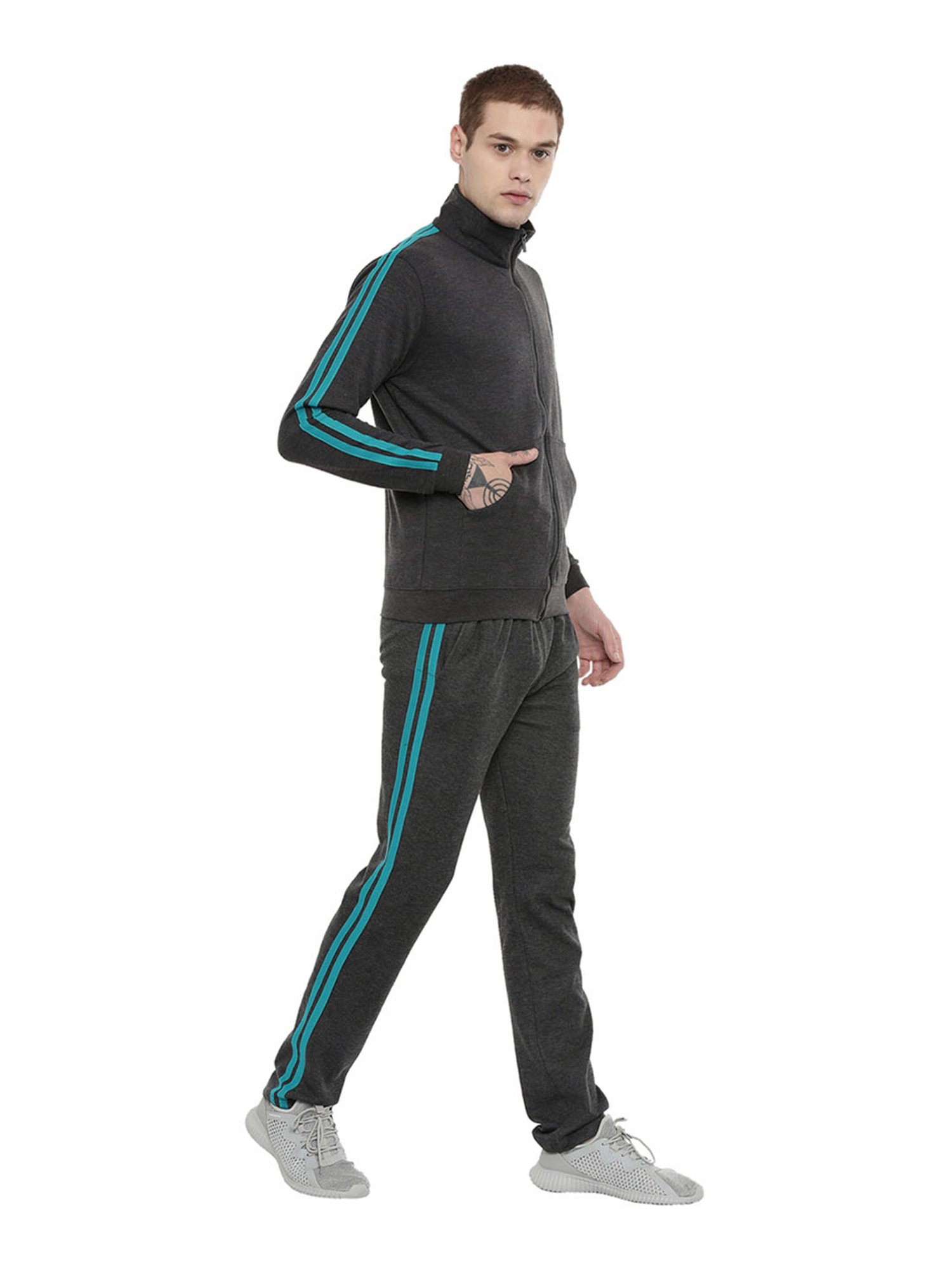 proline tracksuit