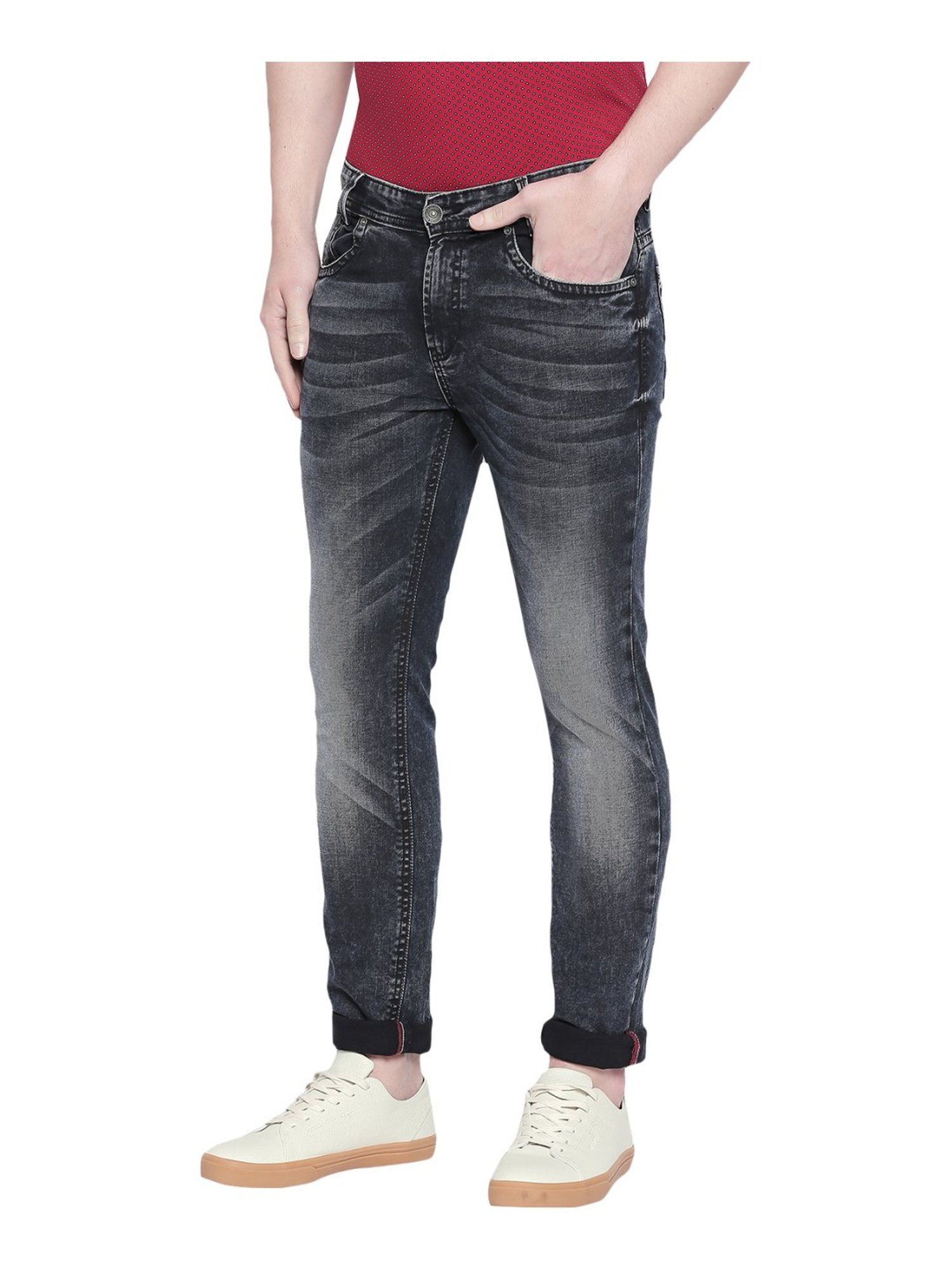 narrow slim fit jeans